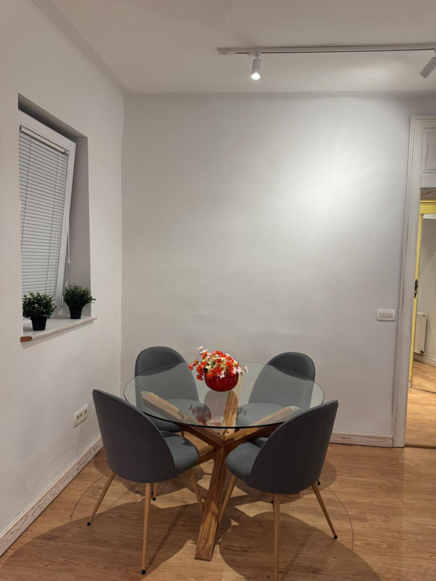 Tekija Central Stay Apartment SJJ Exteriör bild