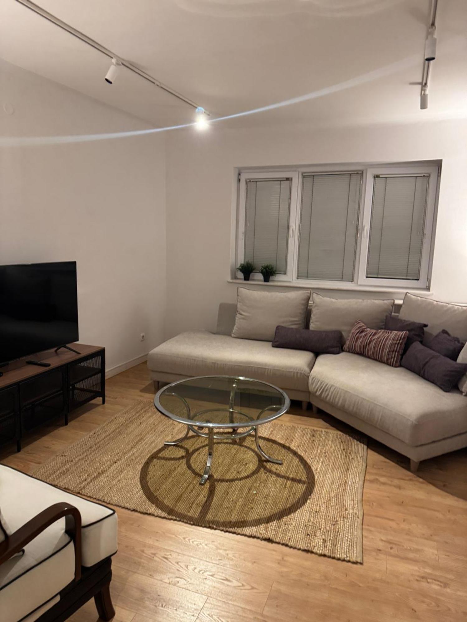 Tekija Central Stay Apartment SJJ Exteriör bild