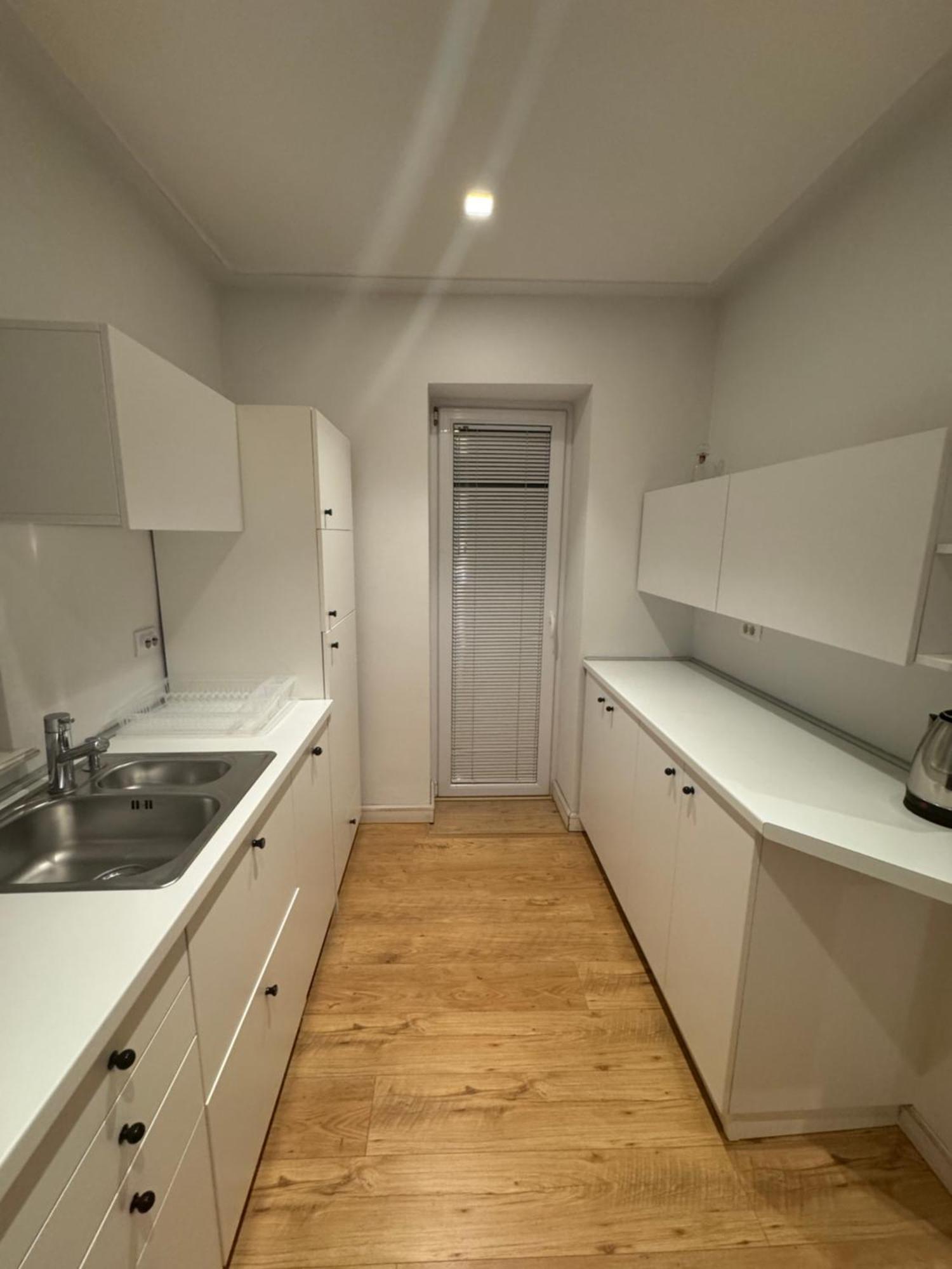 Tekija Central Stay Apartment SJJ Exteriör bild